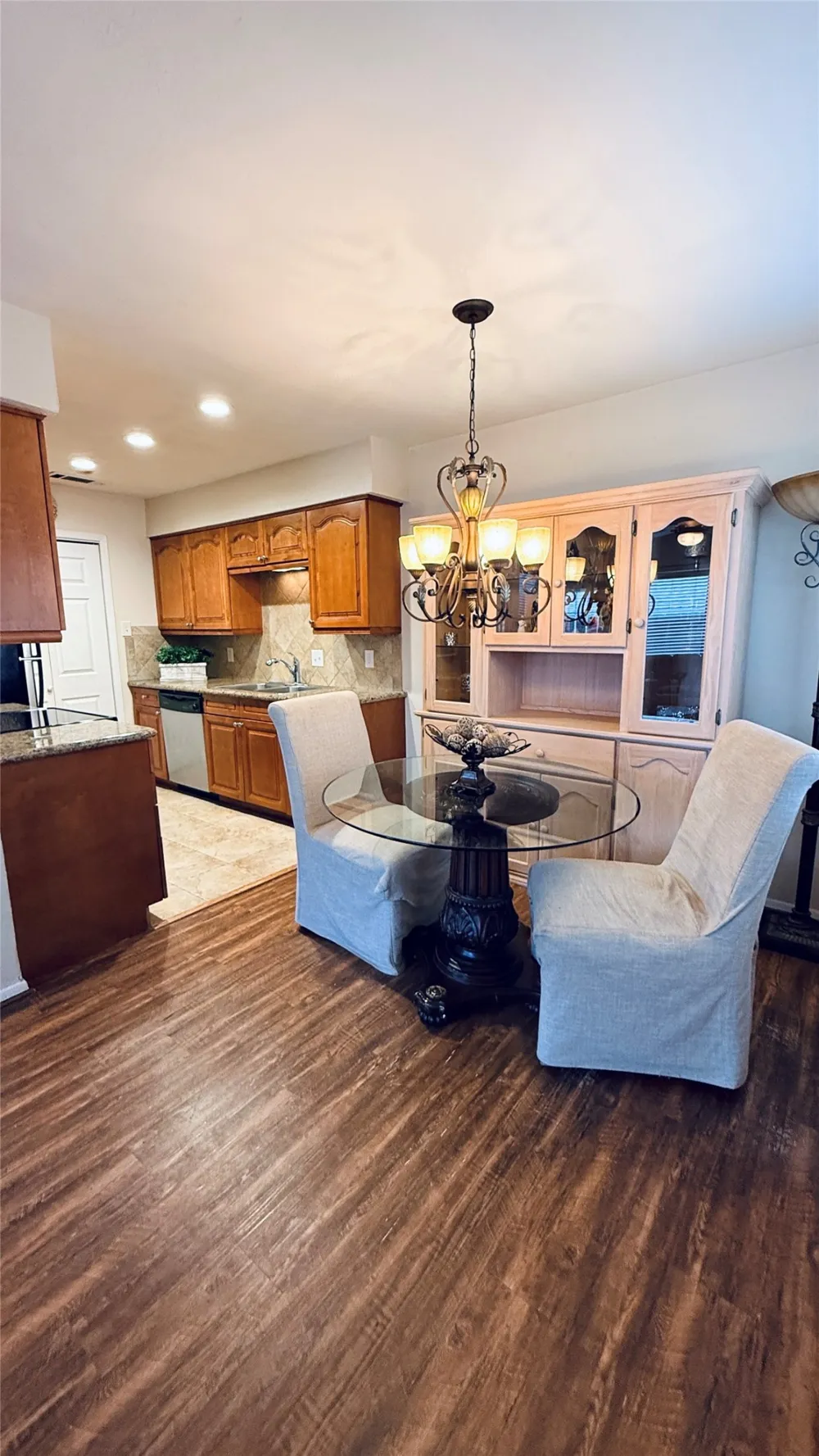 5761 Cedar Creek Drive Benbrook, TX 76109