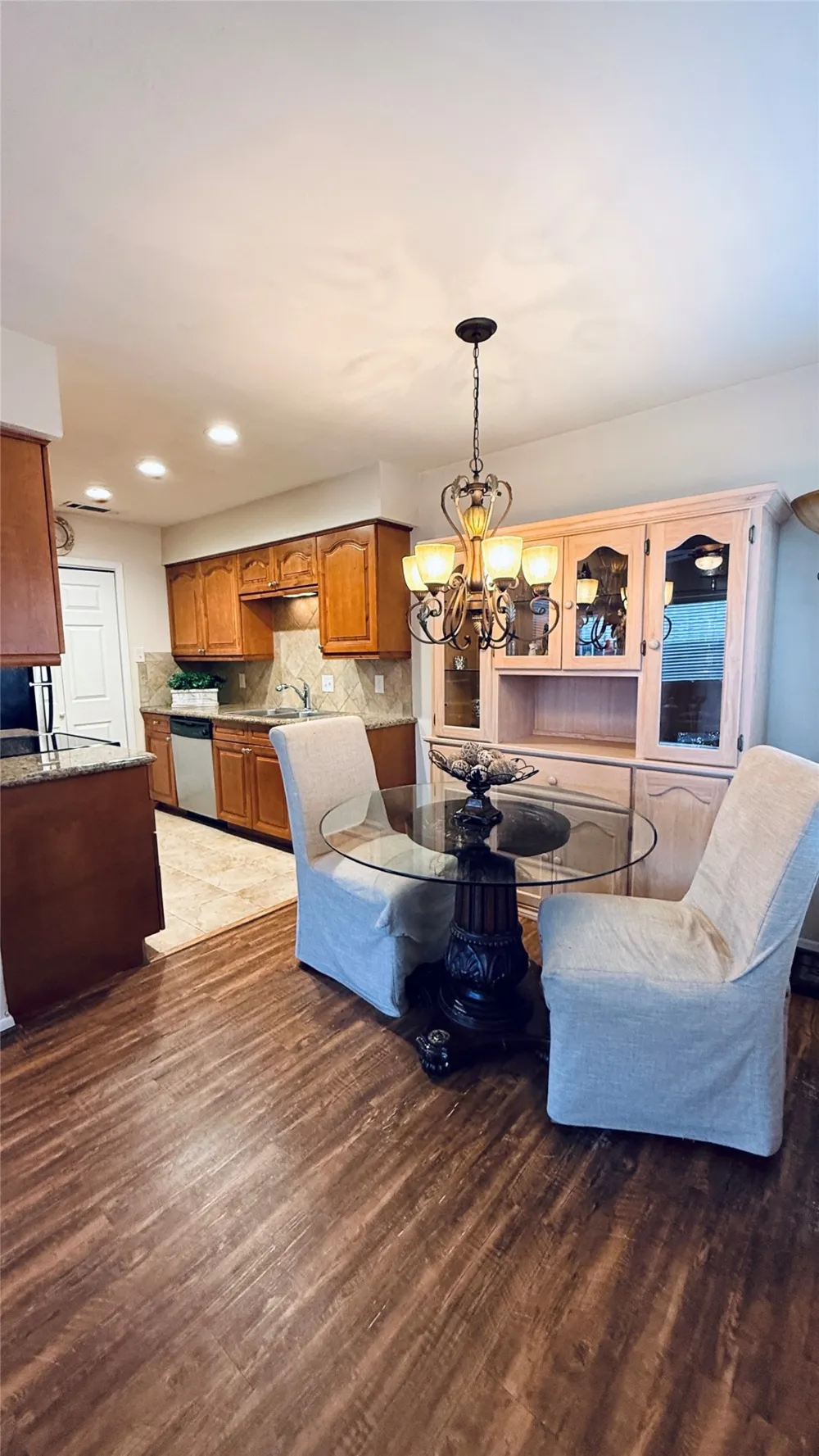 5761 Cedar Creek Drive Benbrook, TX 76109
