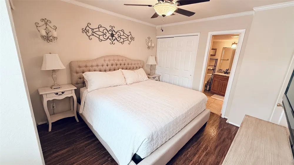 5761 Cedar Creek Drive Benbrook, TX 76109
