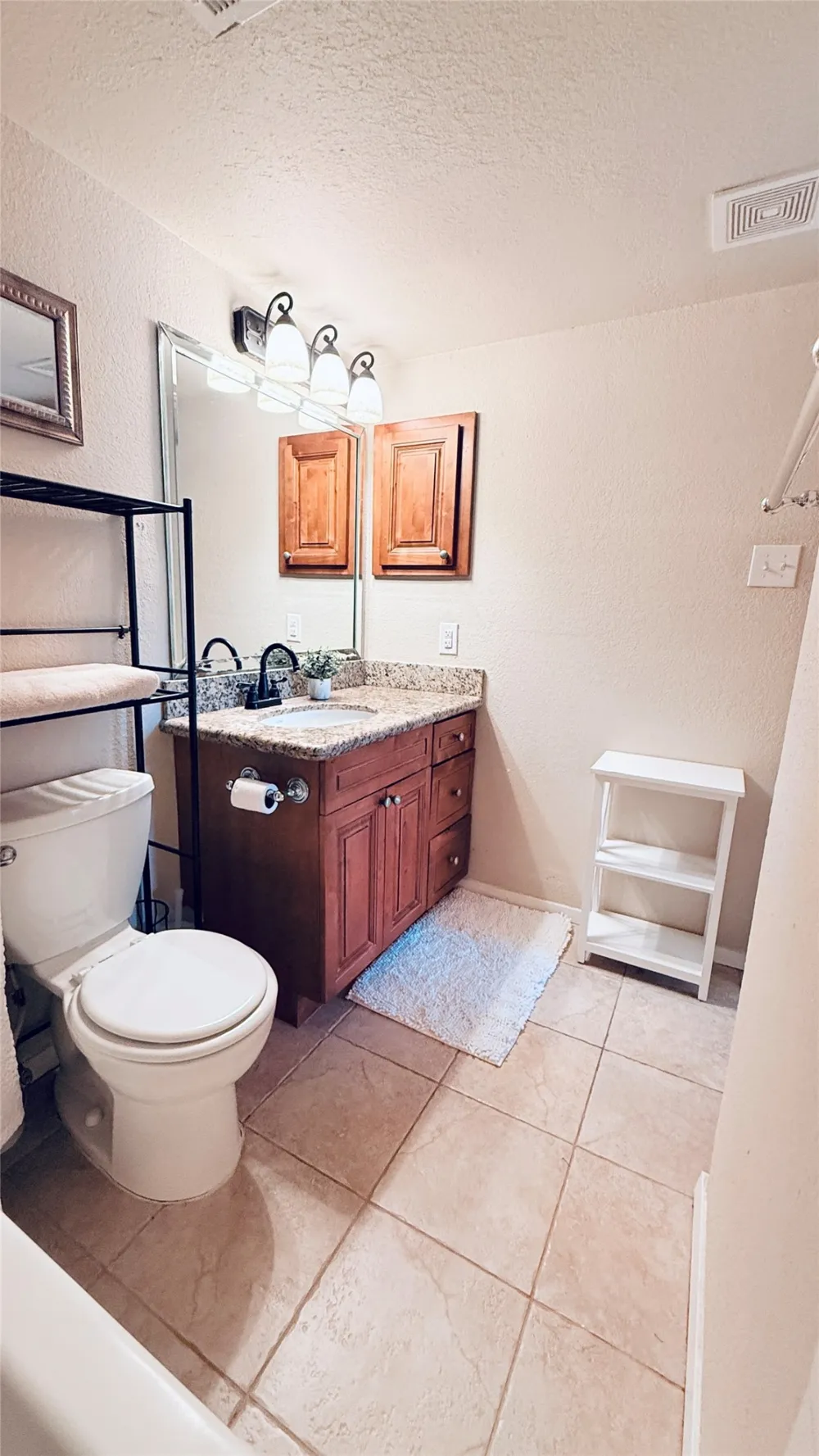 5761 Cedar Creek Drive Benbrook, TX 76109