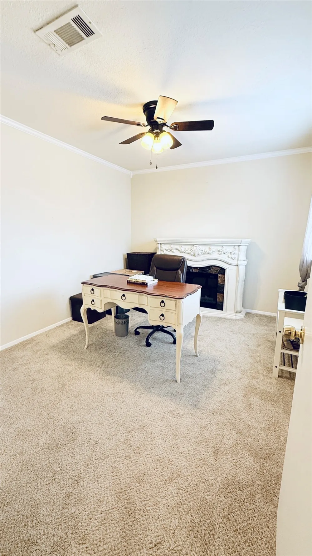 5761 Cedar Creek Drive Benbrook, TX 76109