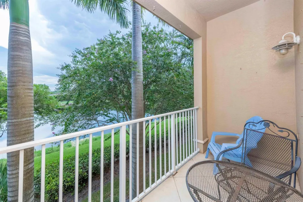 4931 Bonsai Circle #211 Palm Beach Gardens, FL 33418