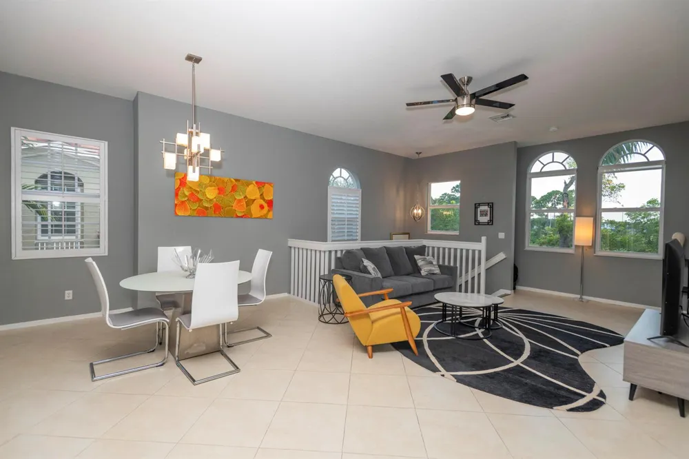 4931 Bonsai Circle #211 Palm Beach Gardens, FL 33418