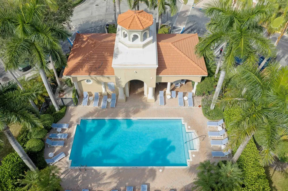 4931 Bonsai Circle #211 Palm Beach Gardens, FL 33418