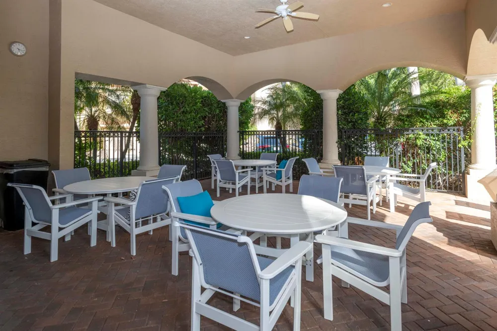 4931 Bonsai Circle #211 Palm Beach Gardens, FL 33418
