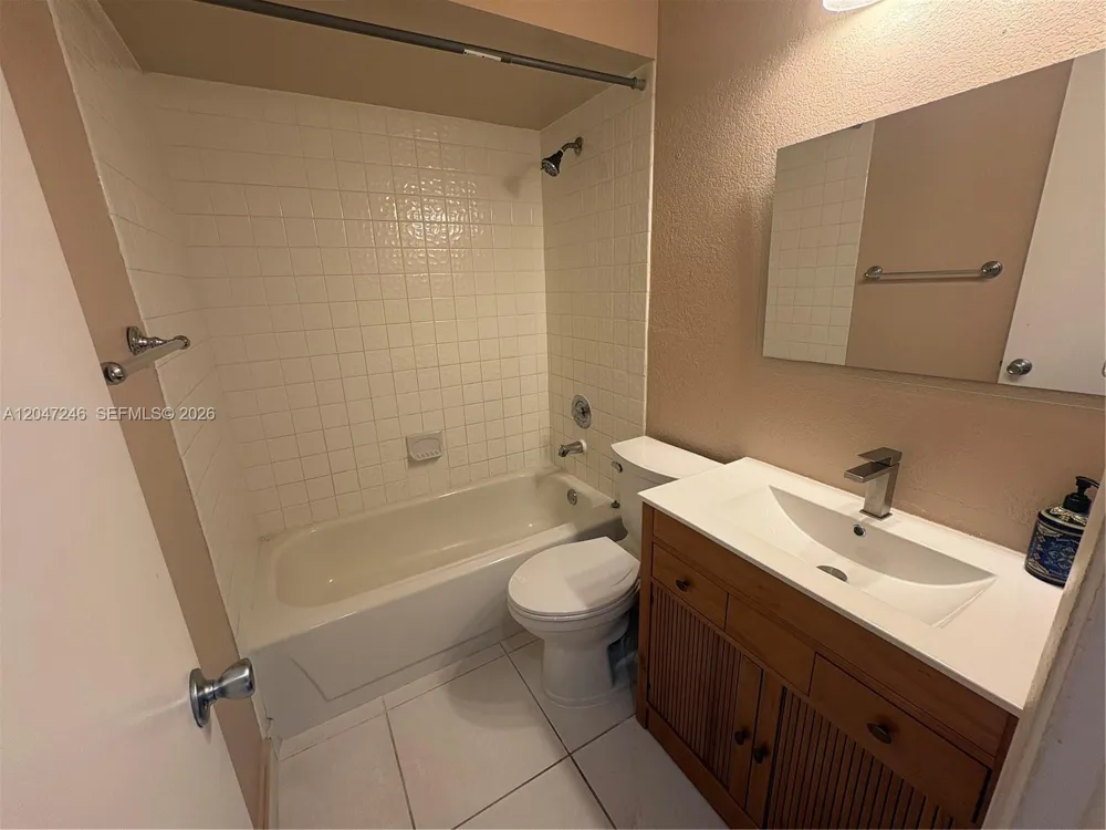 1479 Springside Dr Weston, FL 33326