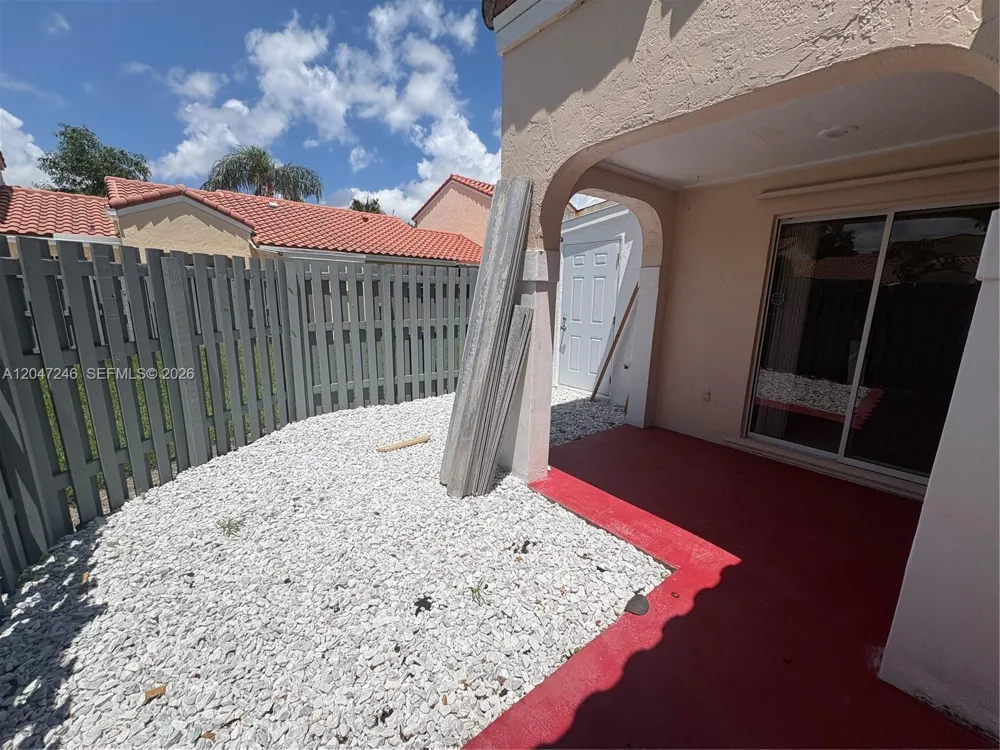 1479 Springside Dr Weston, FL 33326