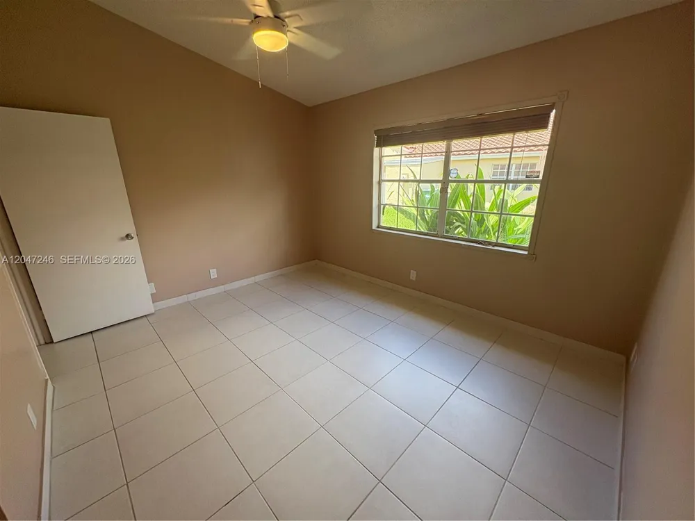 1479 Springside Dr Weston, FL 33326