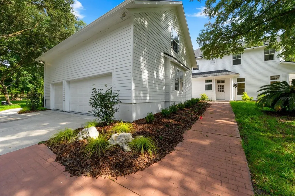 9809 NW 59TH TERRACE Gainesville, FL 32653