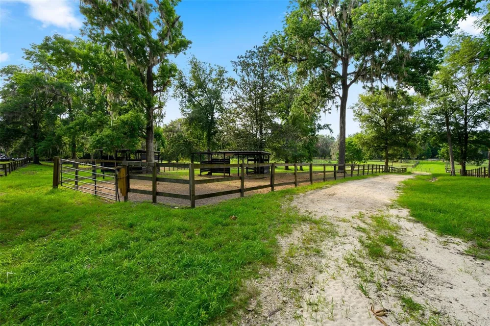 9809 NW 59TH TERRACE Gainesville, FL 32653
