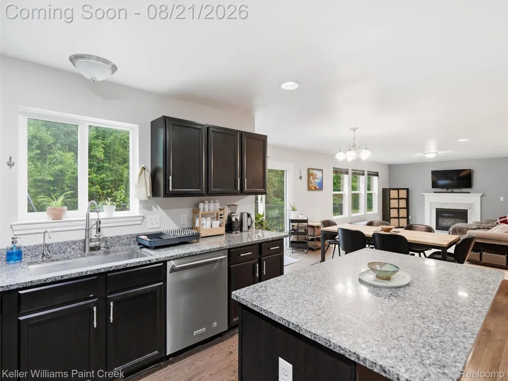 8879 Indigo Lane Ypsilanti Charter Township, MI 48197