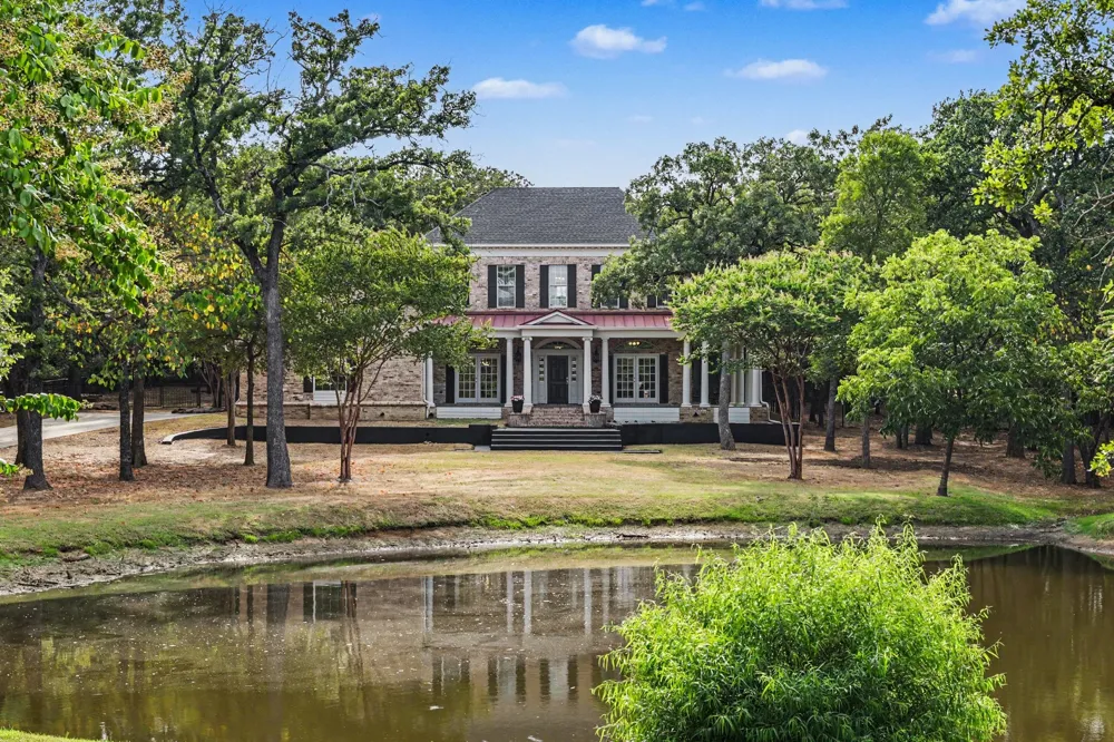 9600 Oak Meadow Lane Pilot Point, TX 76258