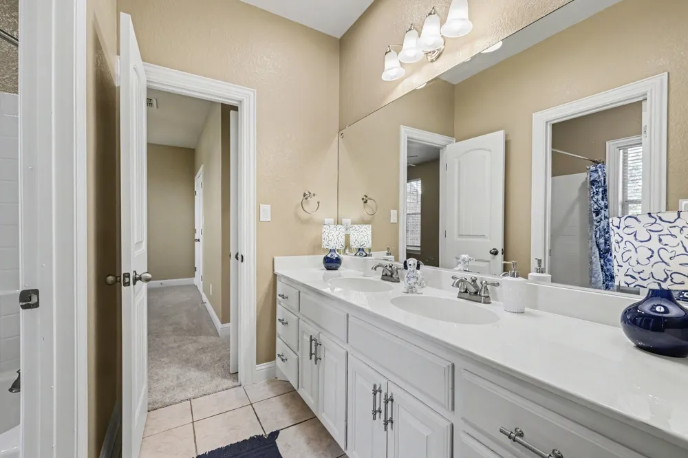 9600 Oak Meadow Lane Pilot Point, TX 76258
