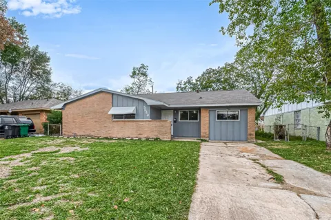 5646 Cedarburg Drive