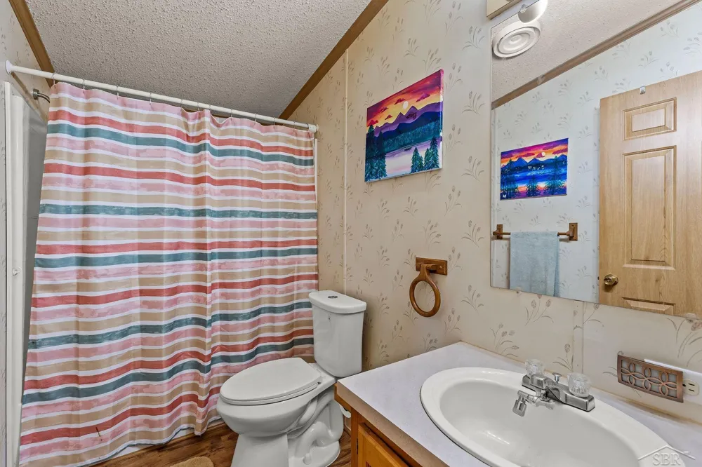 6178 Meridith Grade Road Franklin Township, MI 48625