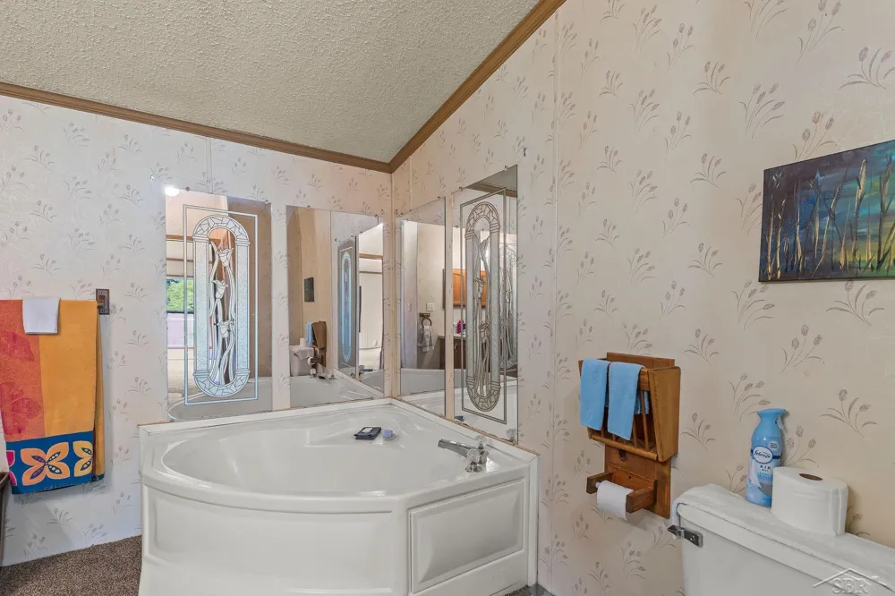 6178 Meridith Grade Road Franklin Township, MI 48625