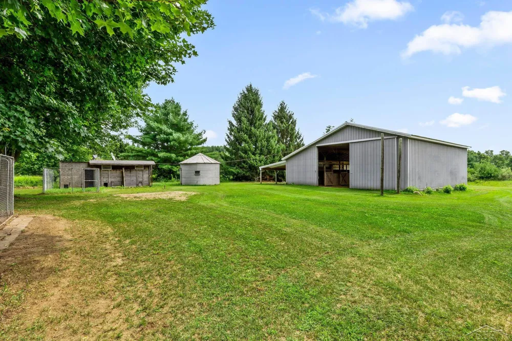 6178 Meridith Grade Road Franklin Township, MI 48625
