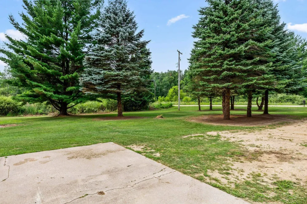 6178 Meridith Grade Road Franklin Township, MI 48625