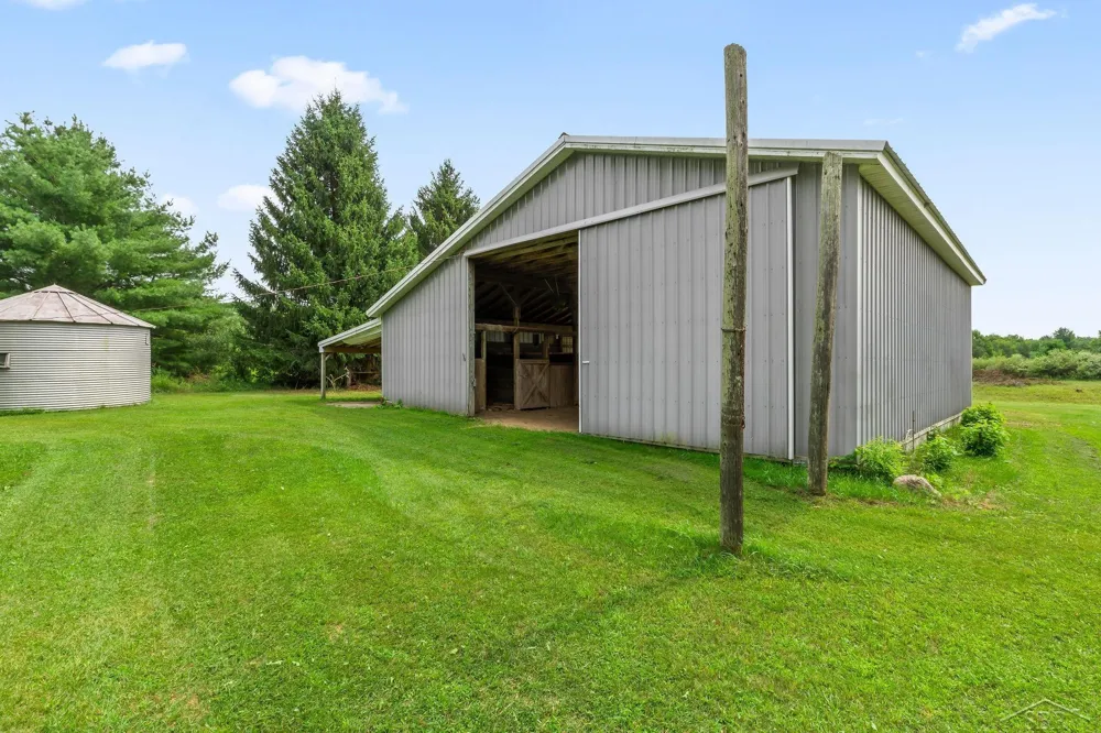 6178 Meridith Grade Road Franklin Township, MI 48625