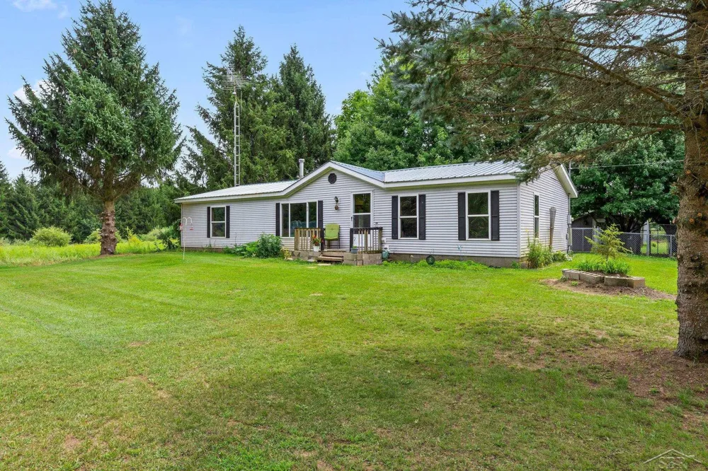 6178 Meridith Grade Road Franklin Township, MI 48625
