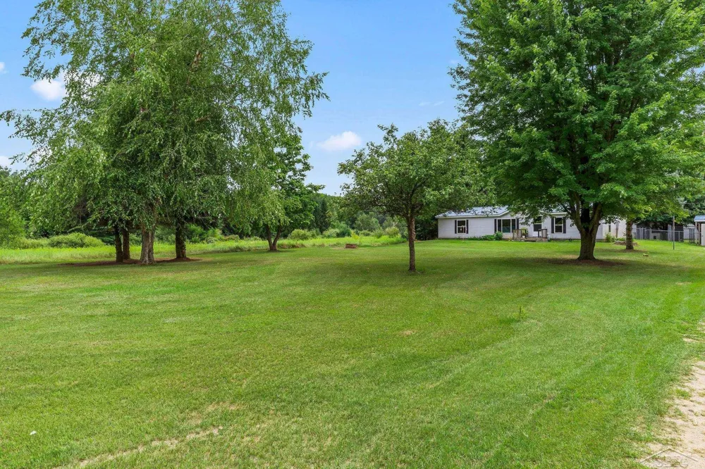 6178 Meridith Grade Road Franklin Township, MI 48625