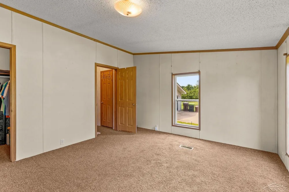6178 Meridith Grade Road Franklin Township, MI 48625