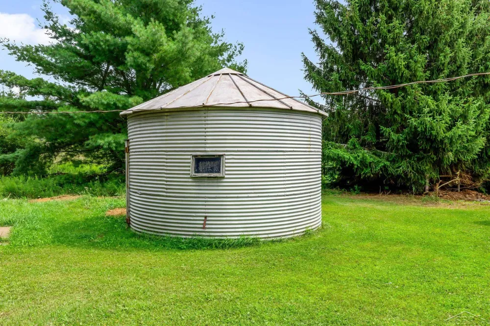 6178 Meridith Grade Road Franklin Township, MI 48625