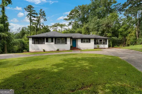 630 Pierce AVE