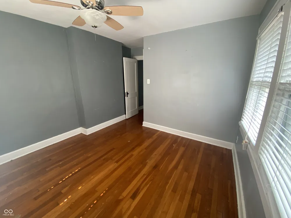 5267 College Avenue Indianapolis, IN 46220
