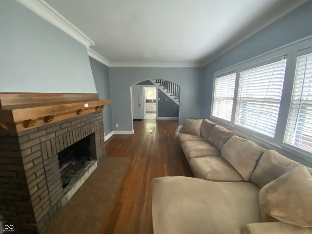 5267 College Avenue Indianapolis, IN 46220
