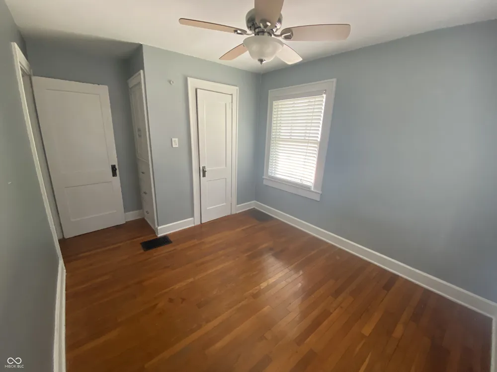 5267 College Avenue Indianapolis, IN 46220