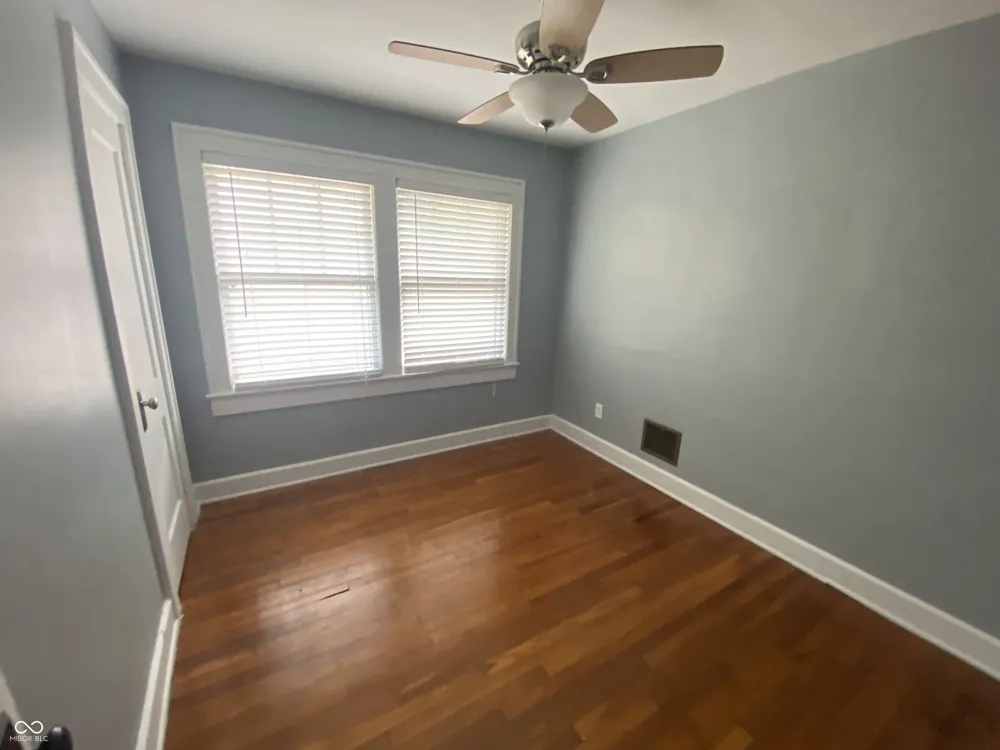 5267 College Avenue Indianapolis, IN 46220