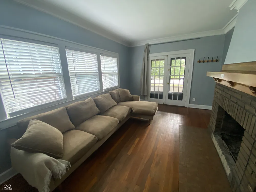5267 College Avenue Indianapolis, IN 46220