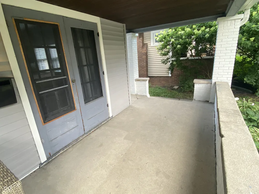 5267 College Avenue Indianapolis, IN 46220