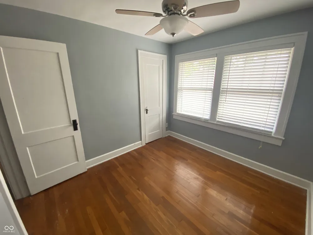 5267 College Avenue Indianapolis, IN 46220