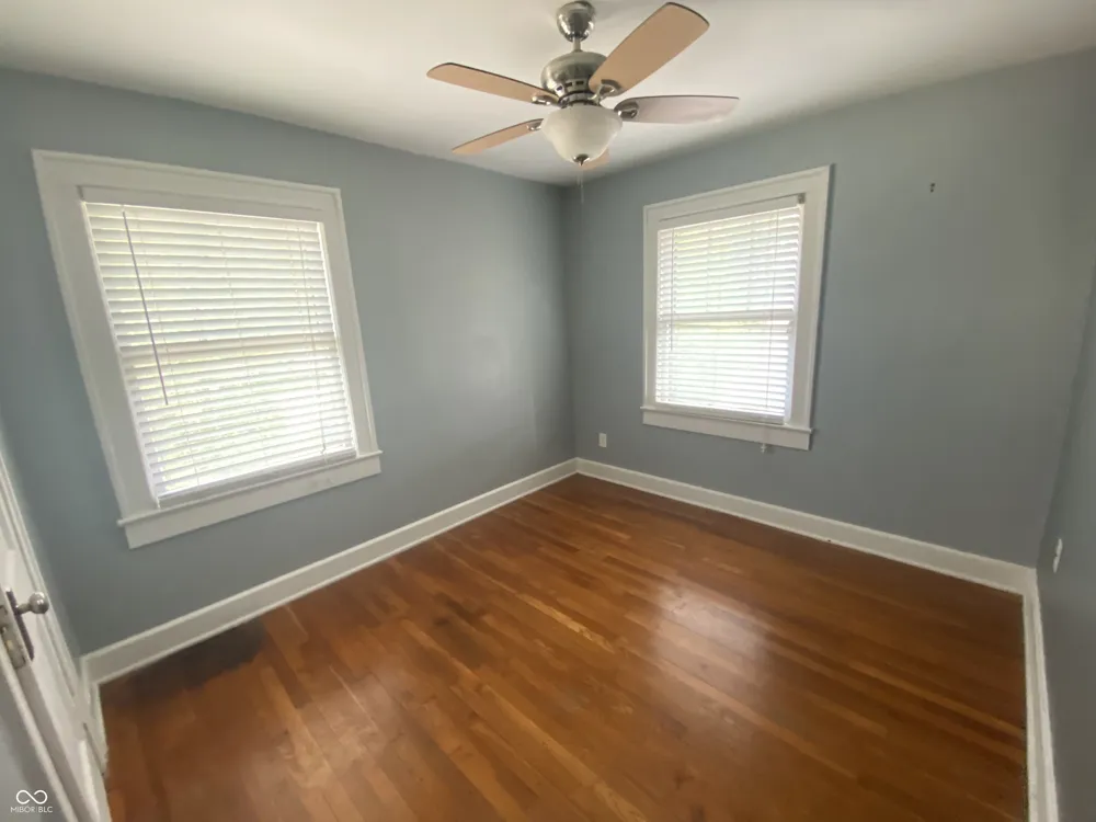 5267 College Avenue Indianapolis, IN 46220