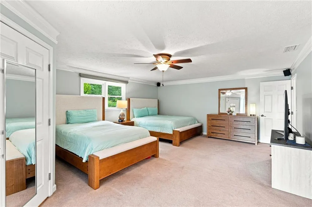 2716 S 16 Highway Carrollton, GA 30116