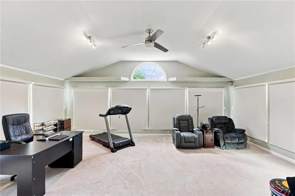 2716 S 16 Highway Carrollton, GA 30116