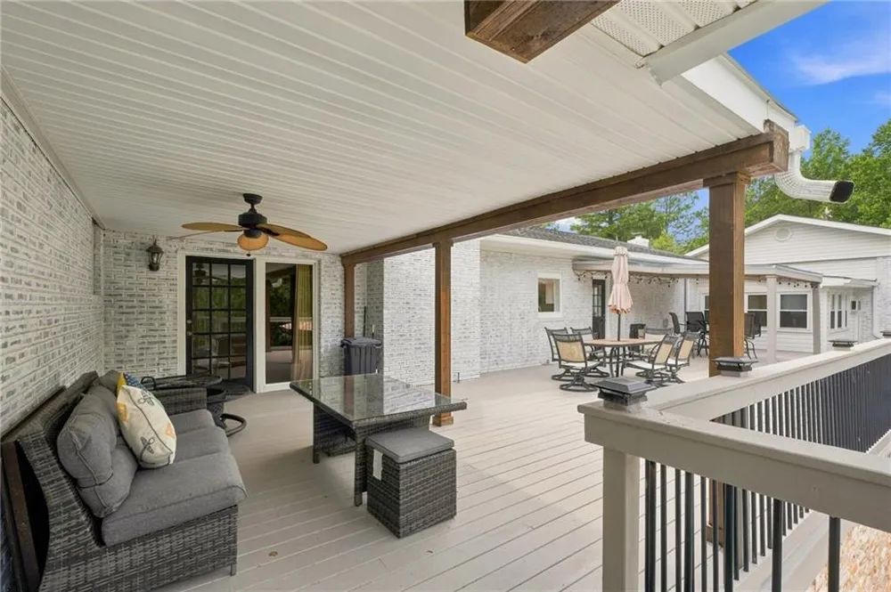 2716 S 16 Highway Carrollton, GA 30116