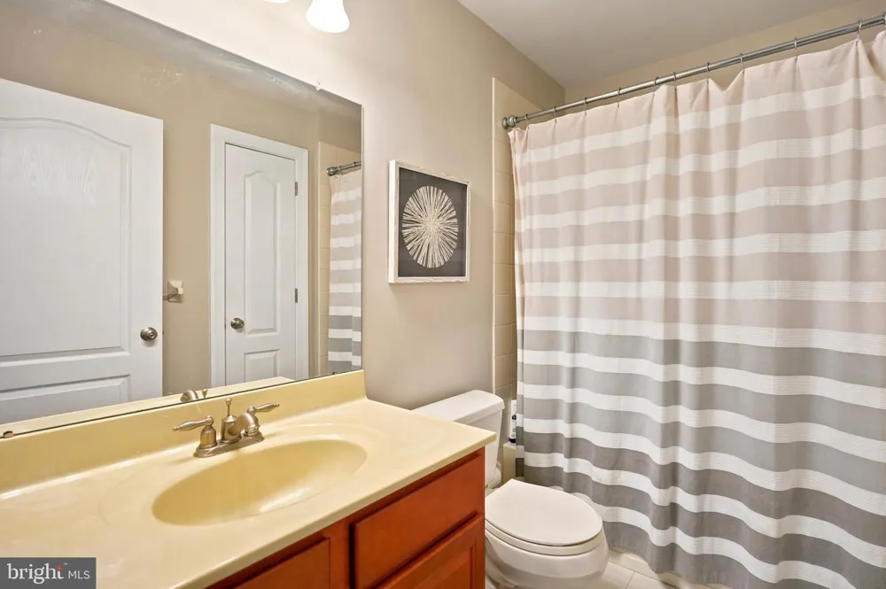3180 BROOKSIDE DRIVE Furlong, PA 18925