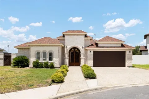 5607 Mockingbird Avenue