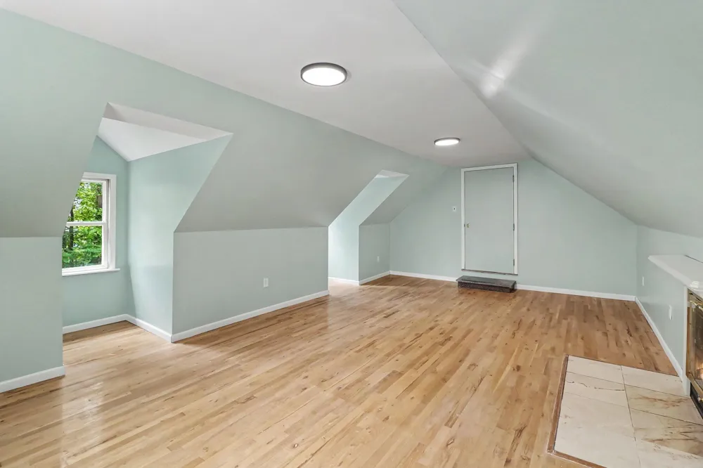 11991 Portage Lake Avenue Putnam Township, MI 48169