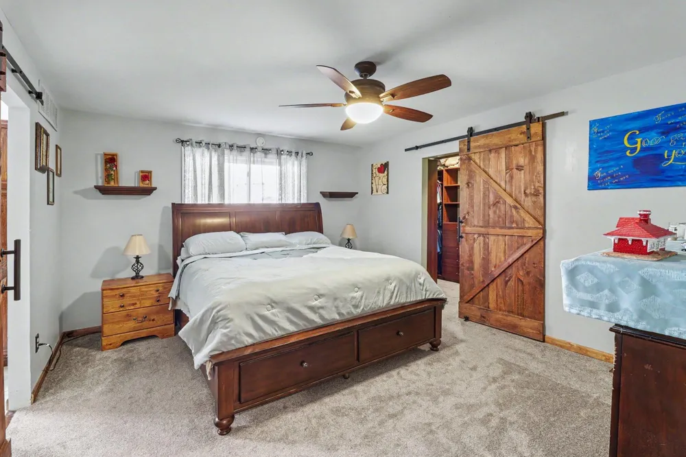 11991 Portage Lake Avenue Putnam Township, MI 48169
