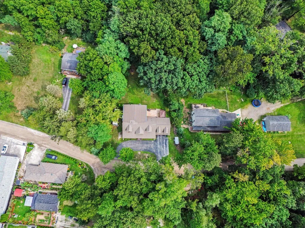11991 Portage Lake Avenue Putnam Township, MI 48169