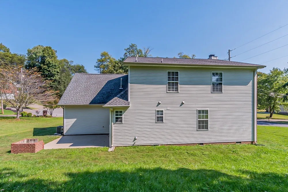 101 Donovan Ct Hendersonville, TN 37075