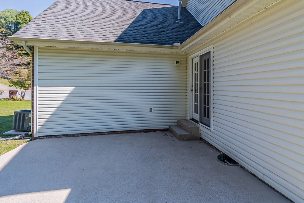 101 Donovan Ct Hendersonville, TN 37075