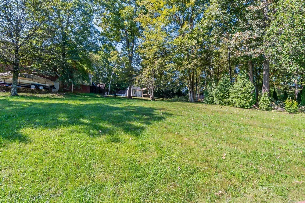 101 Donovan Ct Hendersonville, TN 37075
