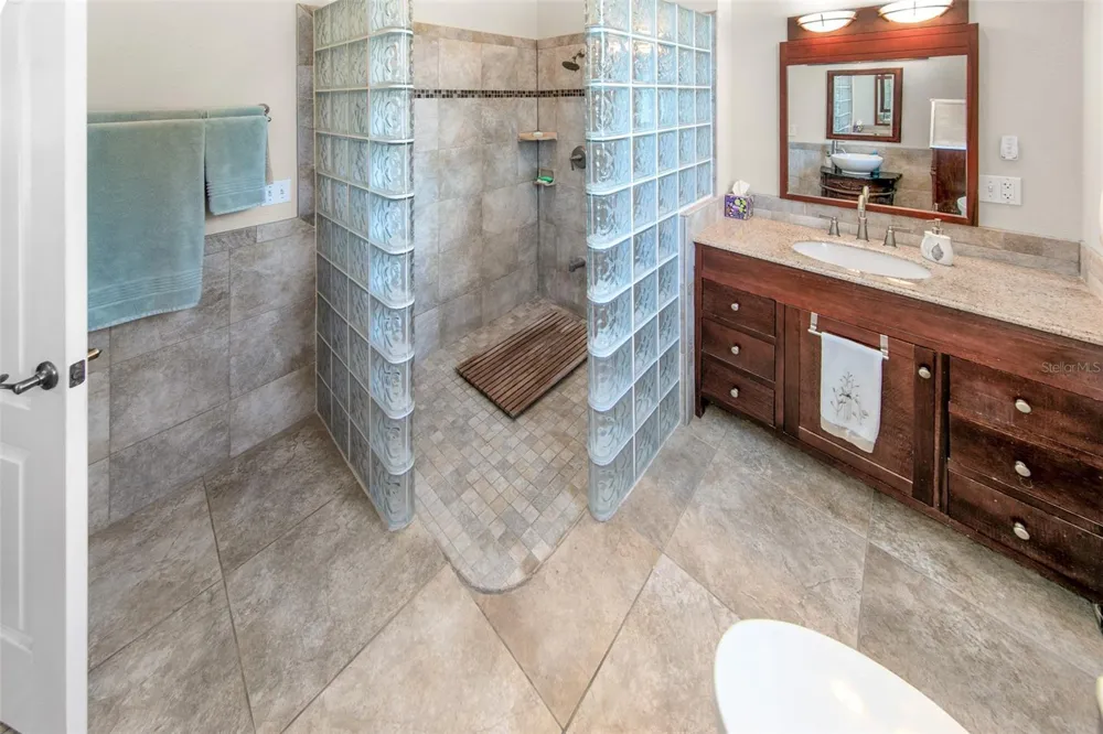 58 BAY HARBOUR DRIVE Ponce Inlet, FL 32127