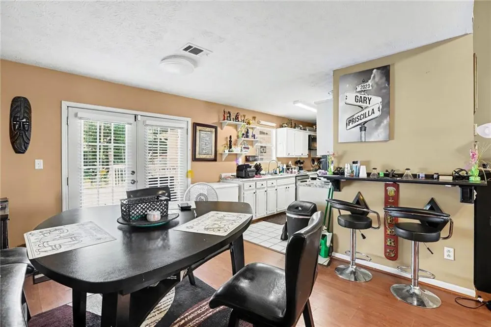 2805 Robinson Wood Drive Riverdale, GA 30296