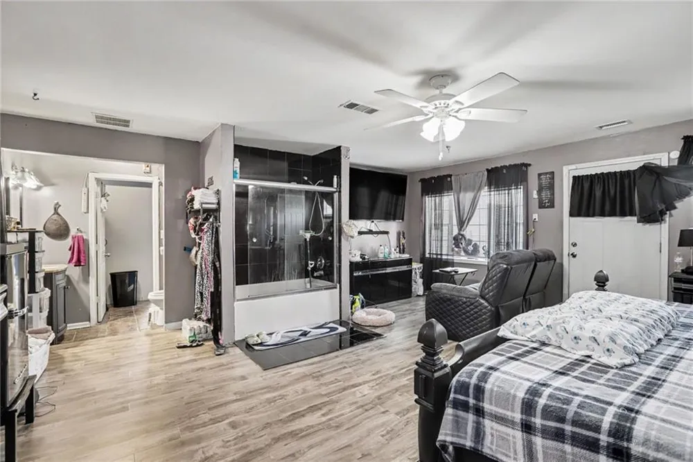2805 Robinson Wood Drive Riverdale, GA 30296